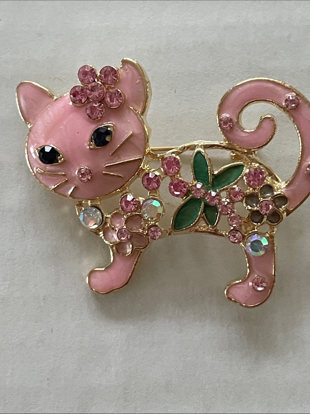 Decorative Pink Cat Brooch with Crystal Accents New